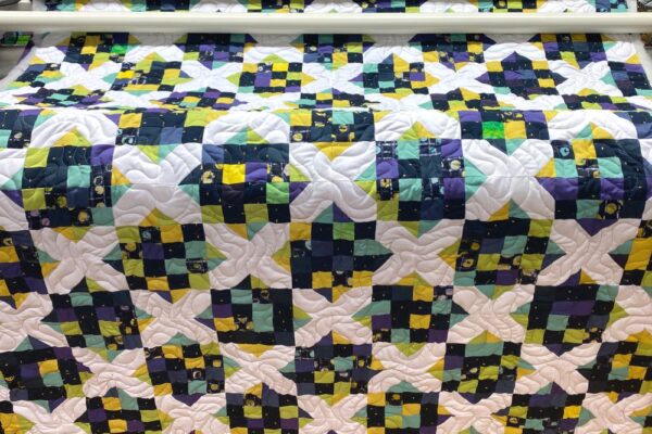 lila grün bunter qujlt geasmt malachite quilting muster